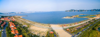 Top 12 bãi biển đẹp nhất Hạ Long