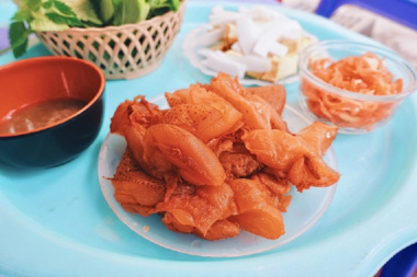 “Độc – lạ” món sứa đỏ: Món ăn đường phố độc đáo, chưa bao giờ hết HOT trong mùa hè