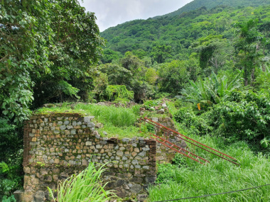 Di tích Cầu Ma Thiên Lãnh – Điểm đến cho những tín đồ khám phá ở Côn Đảo