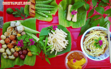 Ăn vặt buổi trưa ở Sài Gòn | Top 10+ địa điểm được săn đón nhất