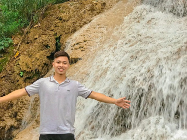 Khám phá thác Trăng Hòa Bình: điểm đến đẹp ở huyện Tân Lạc