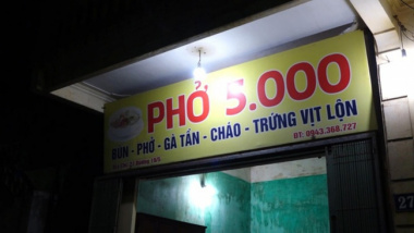 Quán phở Nam Định thu hút food review về mức giá 