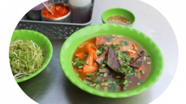 The duck noodle shop sells more than 200 bowls in three hours