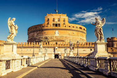 Đến lâu đài Sant Angelo khám phá lịch sử vĩ đại của thành Rome