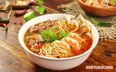 Top 10+ quán bún hải sản ở Sài Gòn thơm ngon nhất