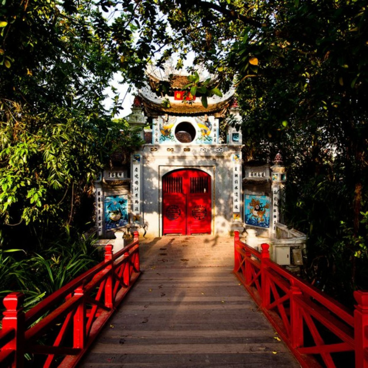 Ghé đền Ngọc Sơn – Biểu tượng văn hóa tâm linh của người Hà Nội cầu gì, xin gì?