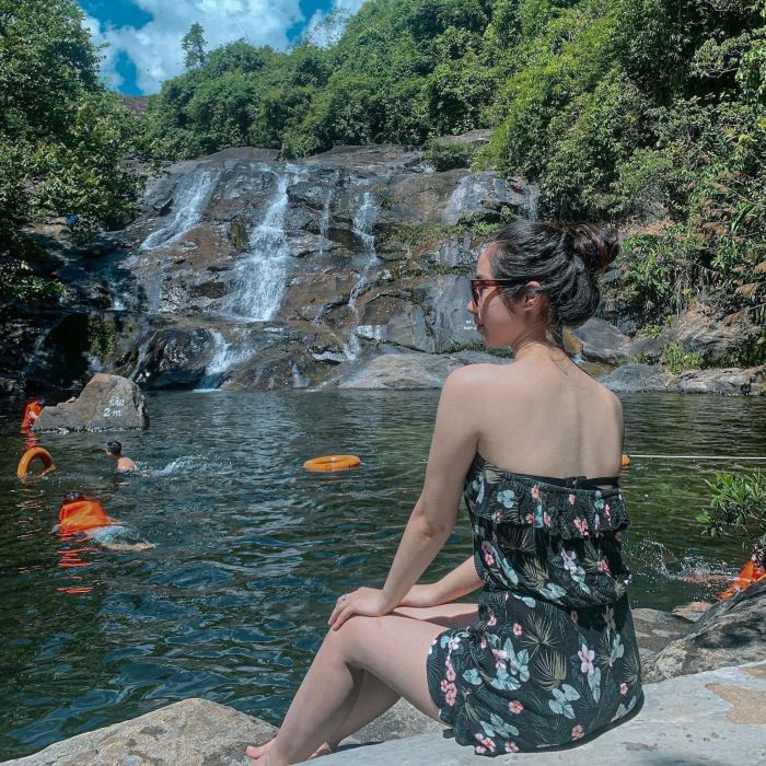 Khám phá những con suối đẹp ở Huế đến là mê mẩn 