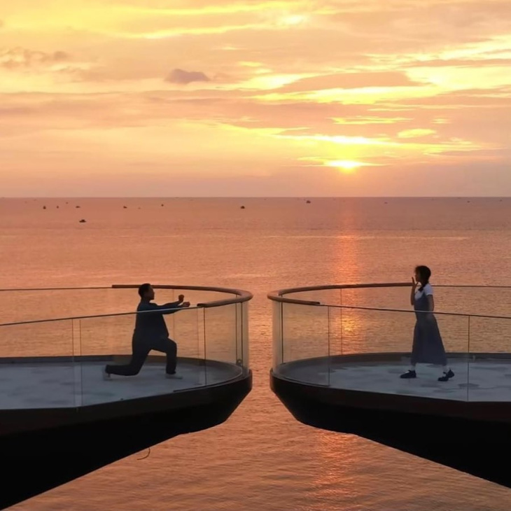 Cầu Hôn Phú Quốc – Địa điểm check in mới dịp lễ đốn tim các cặp đôi với view hẹn hò cực lãng mạn