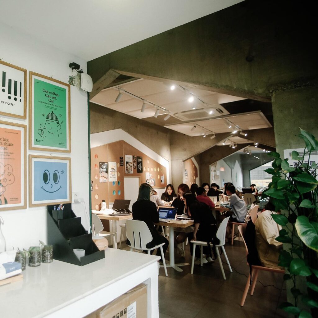 infact coffee – quán cà phê thích hợp để chạy deadline