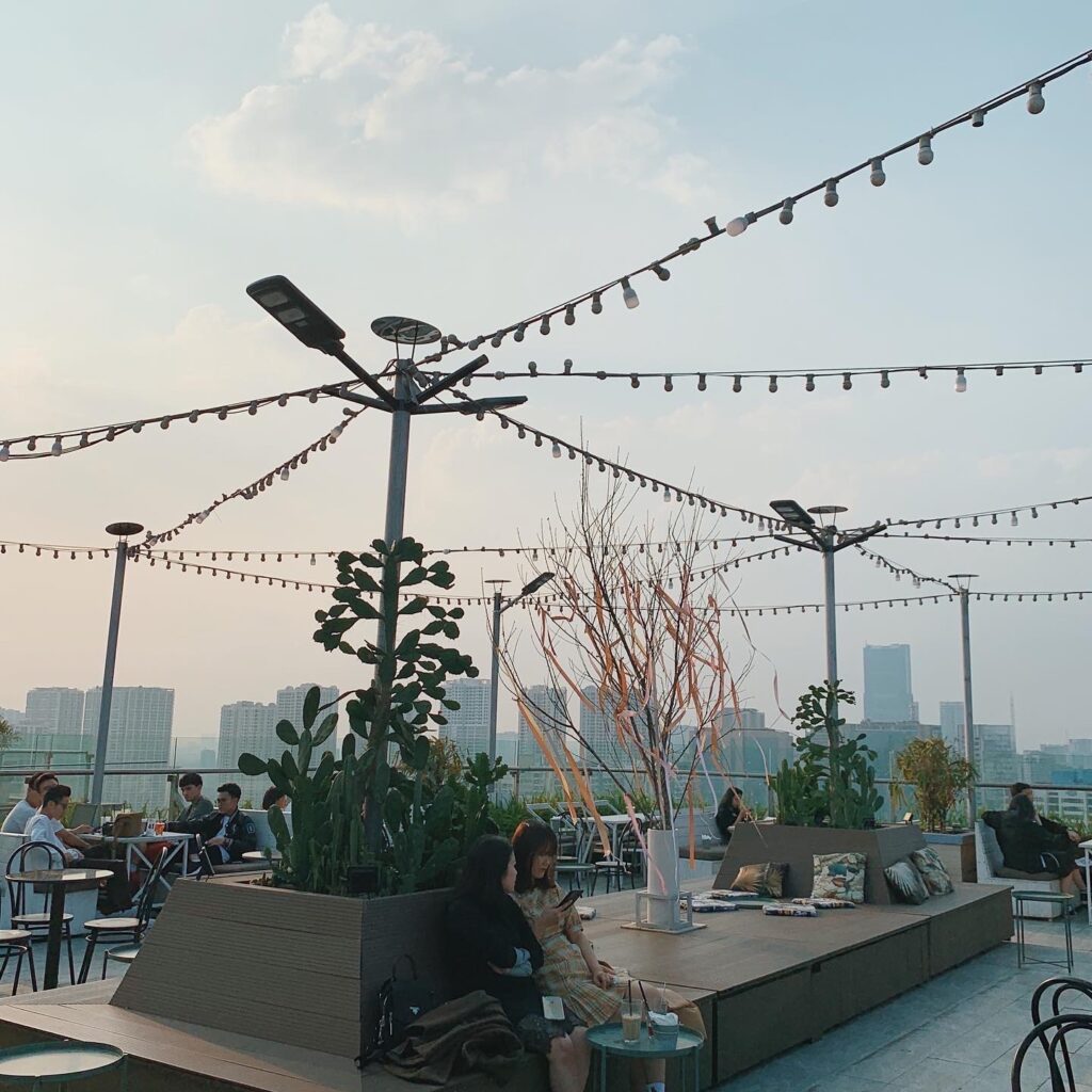 cafe rooftop – cafe bầu trời gây sốt giới trẻ hà thành!