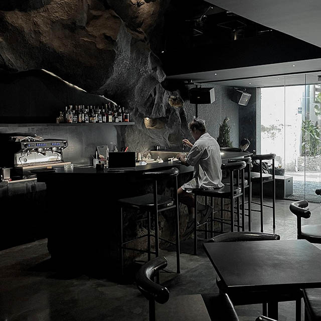 axepo kaffee & wein – quán cà phê hang động siêu lạ