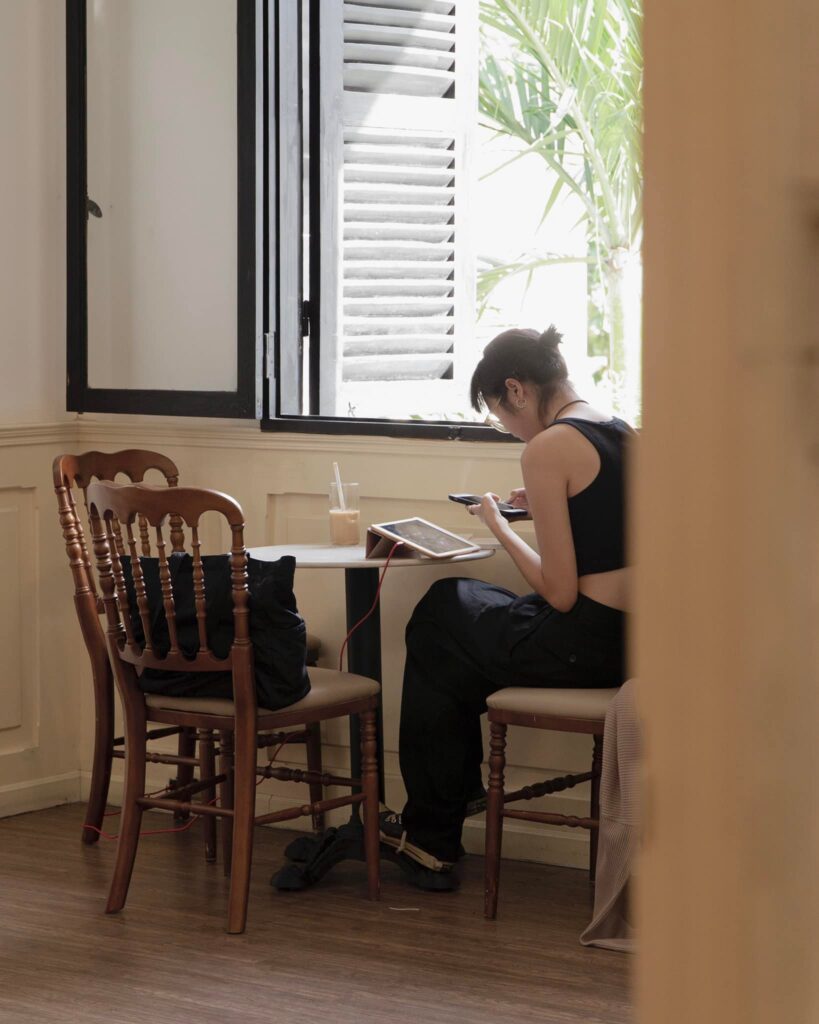 sori cafe & more – trầm tĩnh mà sang trọng trong căn biệt thự kiểu pháp