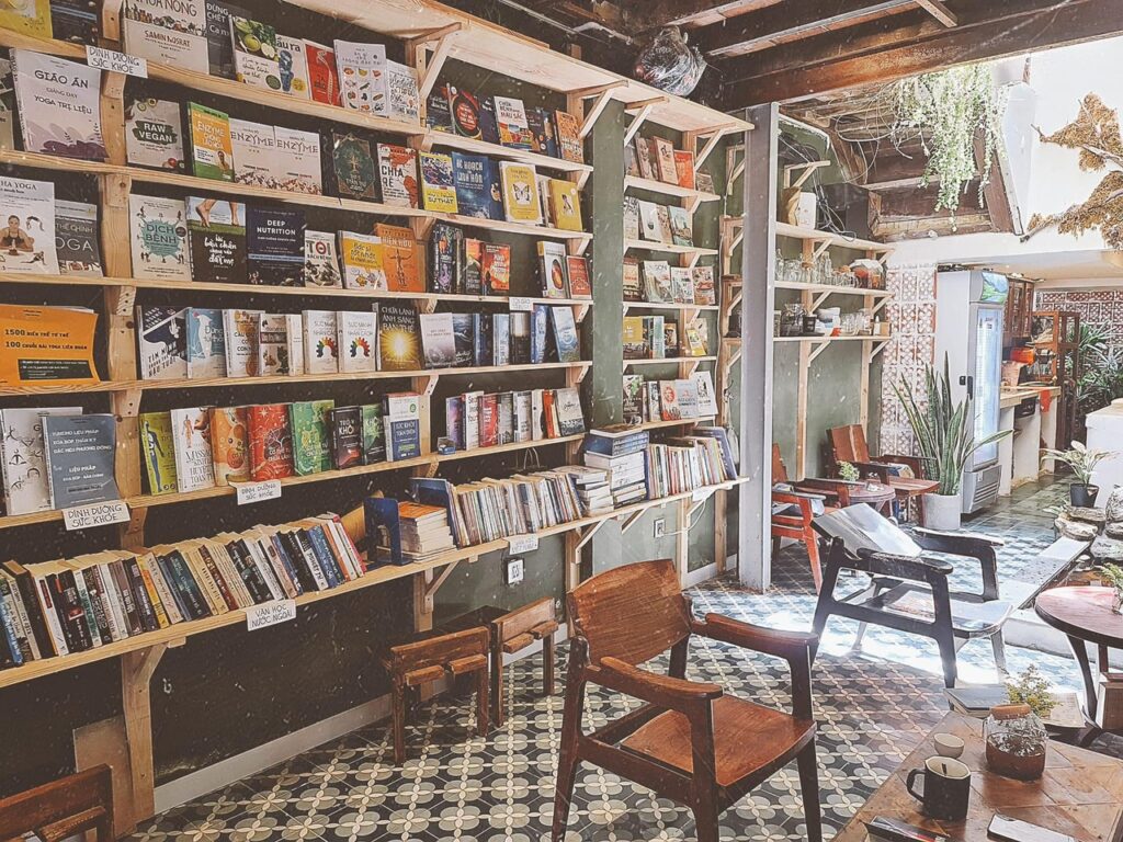 kaha cafe – tiệm cà phê sách hoài cổ