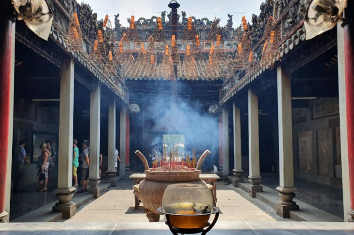 TOP 20 ngôi chùa đẹp ở Sài Gòn, linh thiêng nổi tiếng bạn nhất định phải ghé một lần