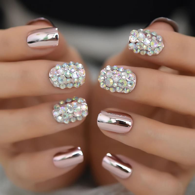 nail đẹp, tiết lộ 10 mẫu nail tráng gương đẹp nhất mọi thời đại