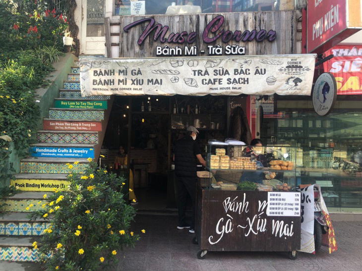 Check-in các quán cafe giấy note độc lạ tại Đà Lạt và Hà Nội