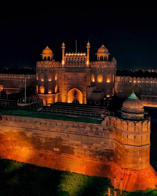 7 convincing reasons to visit unesco world heritage site - the red fort