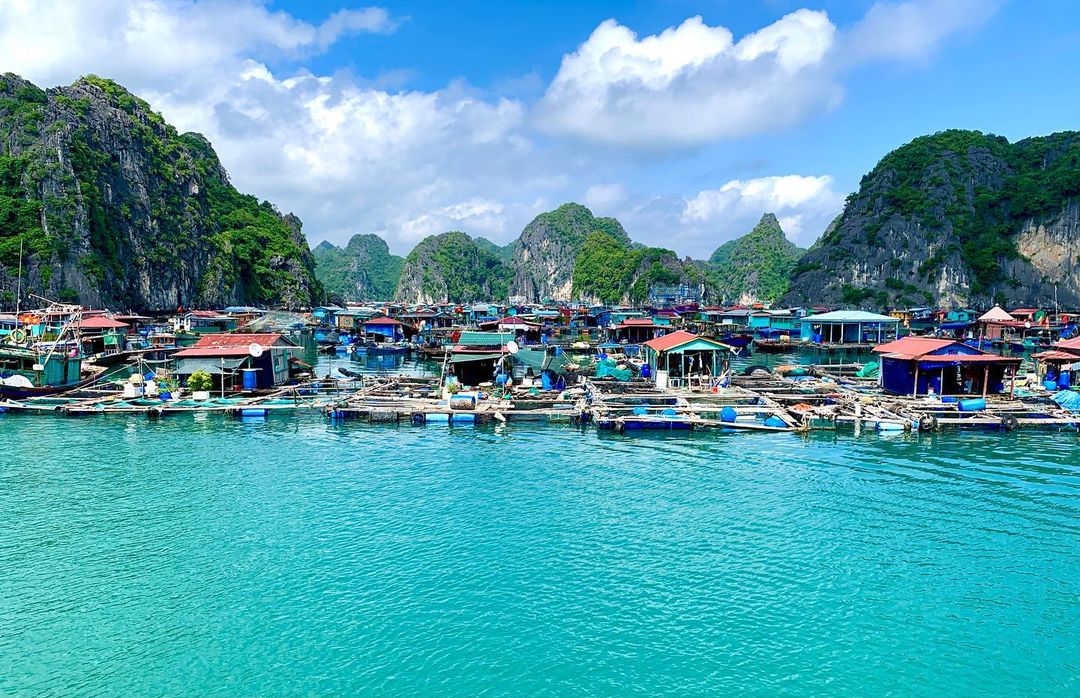 airfares, ecosystem, ecotourism, fishing village, foreign tourists, national parks, tour guide, vinlove.net, viet hai – the ancient fishing village is the most interesting family today because of its beautiful wild beauty