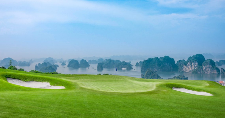 List 3 sân golf Quảng Ninh “đẹp và xịn xò” nhất 2023