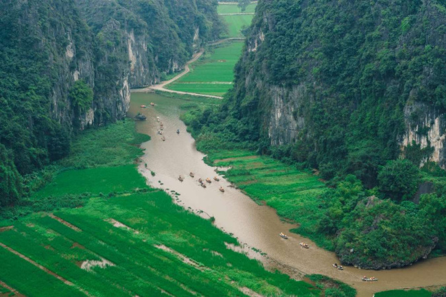 Mãn nhãn với cảnh sắc Ninh Bình - Mảnh đất quy tụ tinh hoa đất trời của nước Việt