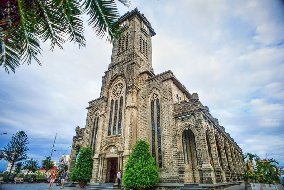 Nhà thờ Đá Nha Trang – Nét cổ điển của Công giáo Nha Trang