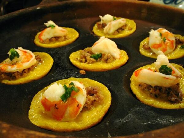 Top 10 địa chỉ ăn bánh căn ngon nhất tại Đà Lạt cho những thực khách đam mê du lịch ẩm thực