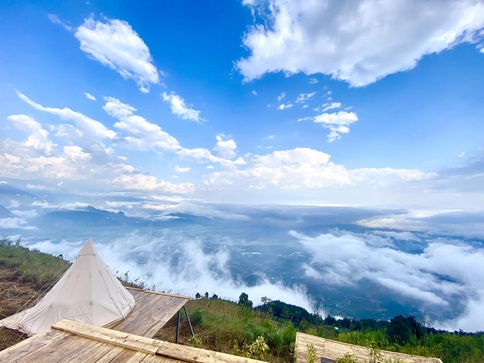 Lau Camping Phình Hồ - tọa độ cắm trại săn mây đang hot ở Yên Bái 