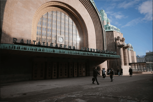 the 37 most beautiful train stations in the world (part 2)