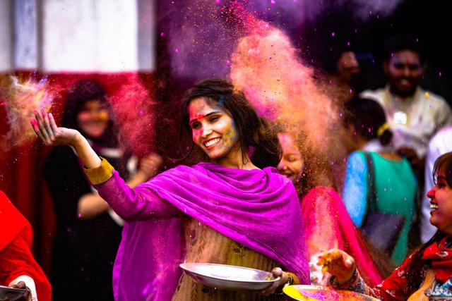 10 reasons why you should travel to india