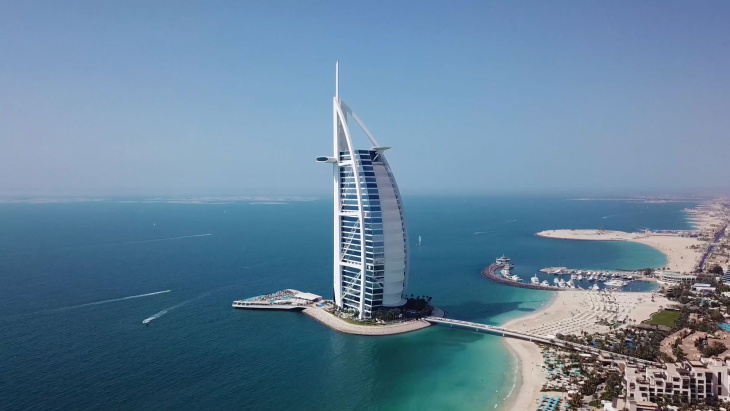 Kỳ nghỉ đẳng cấp 7 sao trên biển tại khách sạn Burj Al Arab Jumeirah Dubai
