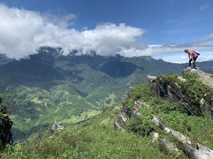Lào có núi gì? Top 5 ngọn núi phù hợp đi trekking ở Lào