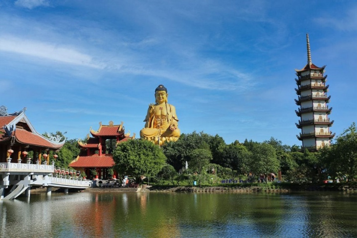 Khám phá chùa Khai Nguyên – Nơi có bức tượng Phật A Di Đà lớn nhất Đông Nam Á