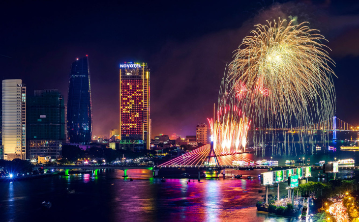 Khám phá tọa độ vui chơi trong mùa Lễ hội pháo hoa quốc tế Đà Nẵng 2023
