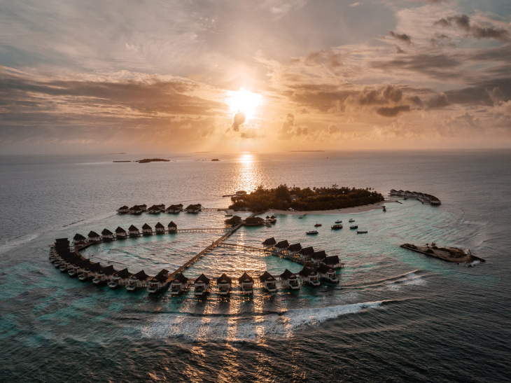 Nghỉ dưỡng bất tận ở đảo san hô Nam Ari tại Centara Grand Island Resort & Spa Maldives