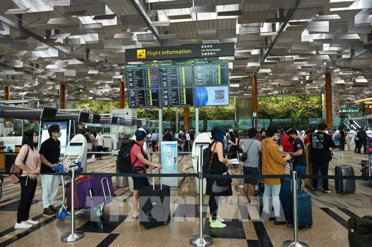 Từ năm sau, xuất nhập cảnh tại Singapore không cần hộ chiếu