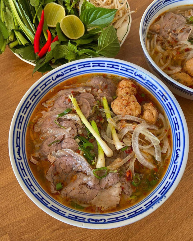 Gọi tên những món ngon ở Huế trên bản đồ ẩm thực Việt không thể bỏ qua
