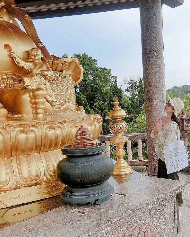 khám phá chùa cái bầu quảng ninh – điểm du lịch tâm linh nổi tiếng
