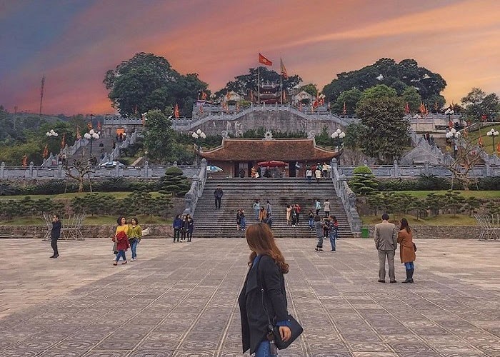 khám phá đền Cửa Ông –  Địa du lịch tâm linh cực kỳ nổi bật ở Quảng Ninh