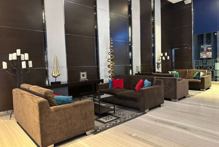 Kỳ nghỉ hiện đại tại khách sạn Ramada Suites by Wyndham Kuala Lumpur City Centre