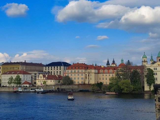 Đi đâu với thời gian ít ỏi ở Praha - “trái tim của châu  Âu”?