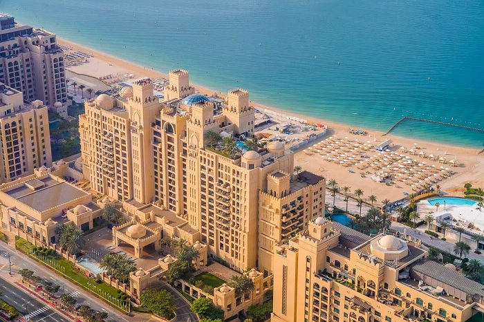 Nghỉ dưỡng đẳng cấp tại khách sạn Fairmont the Palm Dubai
