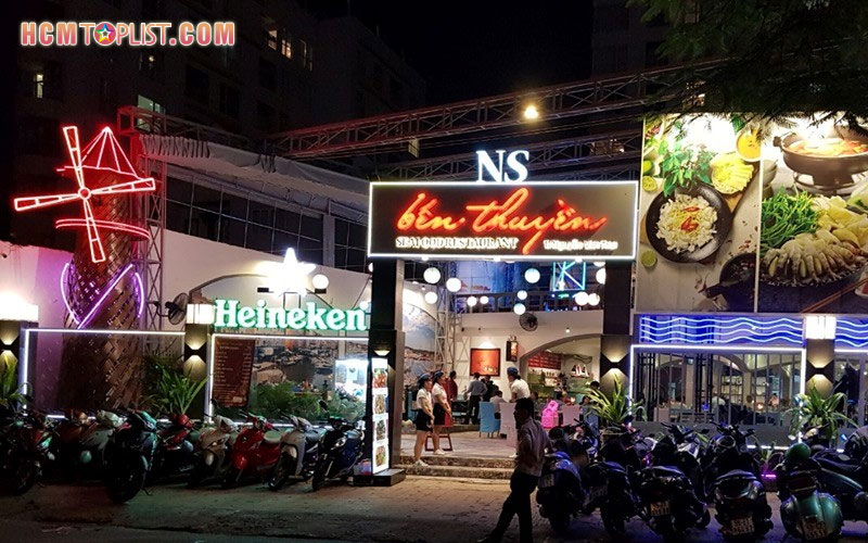 Top 10+ địa điểm ăn cua sốt ớt ở Sài Gòn ngon quên lối về
