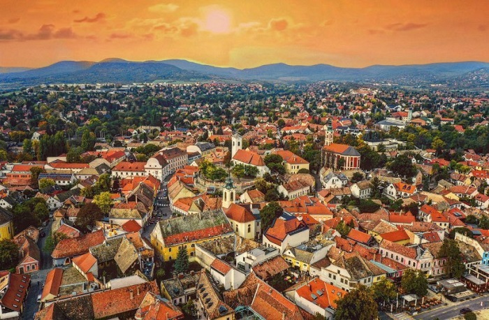 Đắm mình trong nghệ thuật và lịch sử tại thị trấn Szentendre Hungary