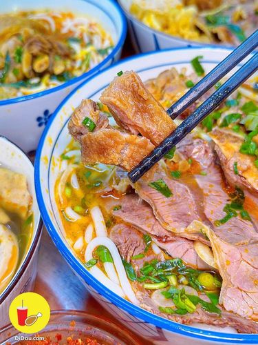 Quán bún bò nổi tiếng nhất Sài Gòn ai cũng muốn ăn
