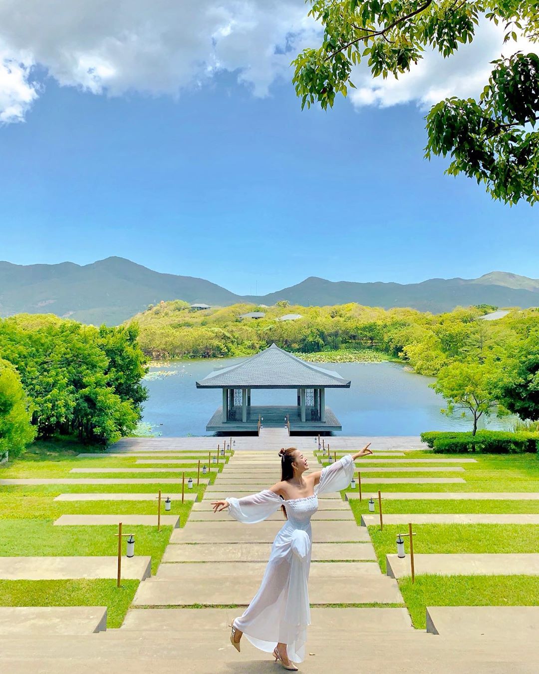 amanoi ninh thuan resort, vietnam – enjoy a wonderful vacation in the foreground