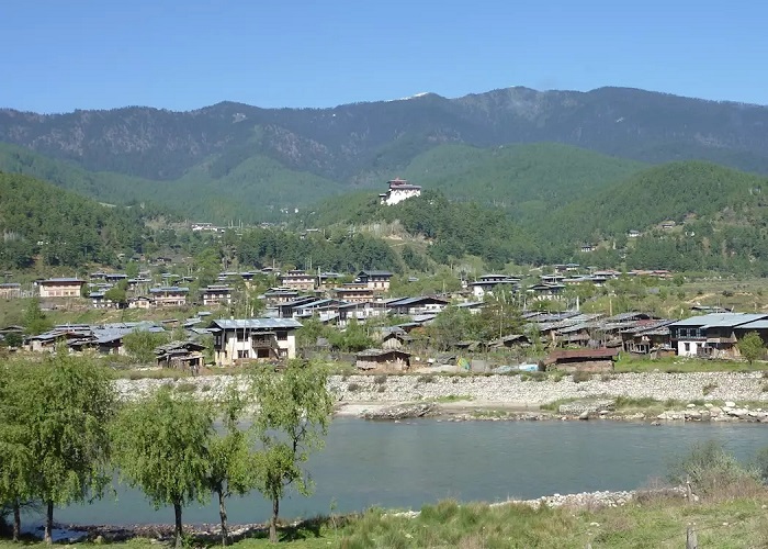 Ghé thăm thị trấn Jakar trong chuyến đi đến Bhutan 