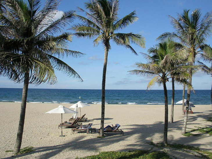 Review 6 bãi biển đẹp Phan Thiết tránh nóng mùa hè