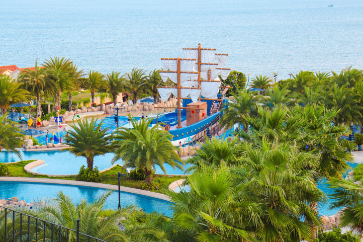Giải nhiệt hè cùng Top resort 5 sao có công viên nước được yêu thích với giá chỉ từ 1.015k/Khách