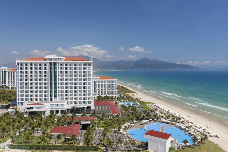 Nghỉ dưỡng “sang chảnh” bên bờ biển xanh mướt tại Swandor Cam Ranh Hotels & Resorts