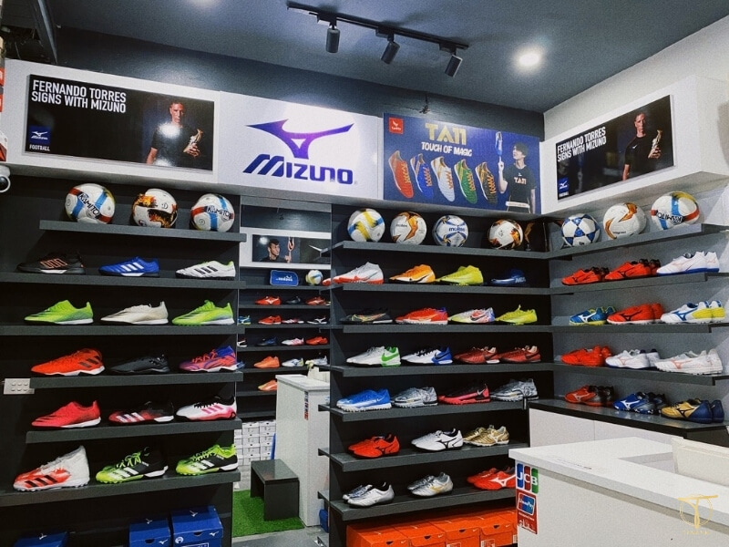 top 10 shop bán giày đá bóng chính hãng chất lượng tại hà nội